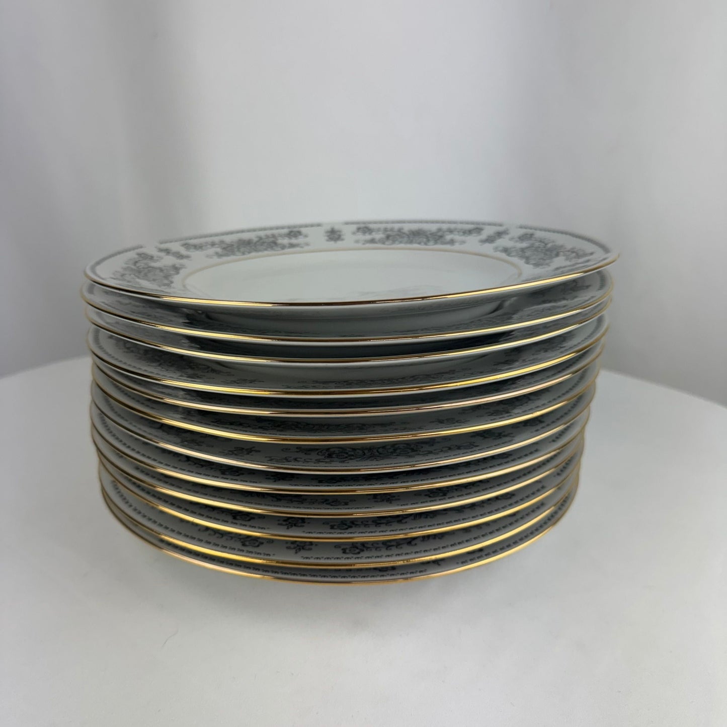 Vintage Henneberg Porzellan 1777 White Black Floral Dinner Plates Set of 6