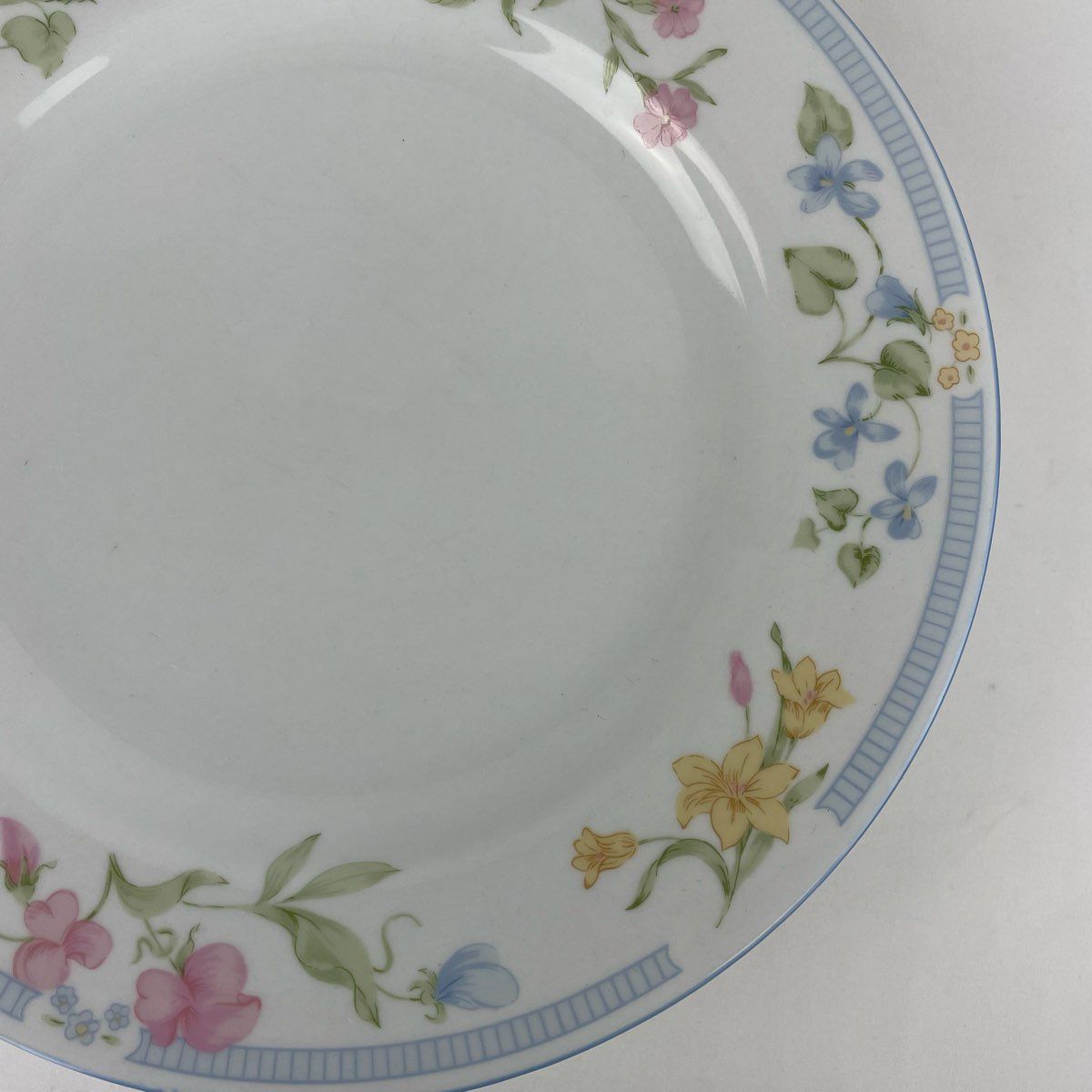 Excel Garden Bouquet Dinner Plates Set of 8