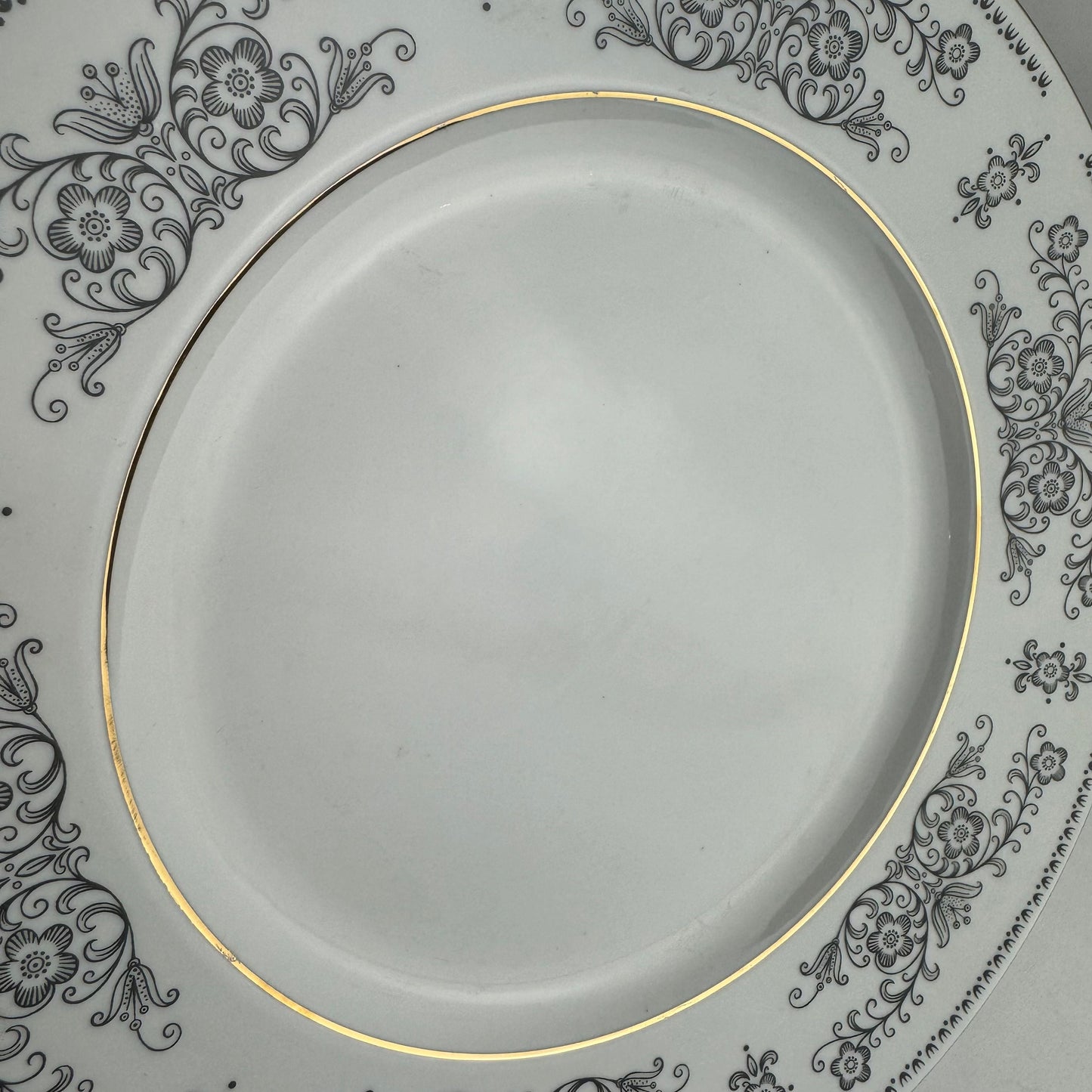 Vintage Henneberg Porzellan 1777 White Black Floral Dinner Plates Set of 6